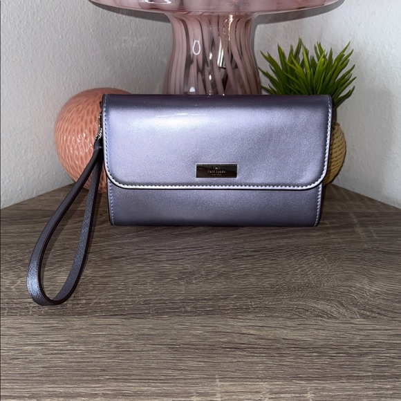 kate spade Handbags - Kate Spade Metallic Lilac Wristlet NWOT